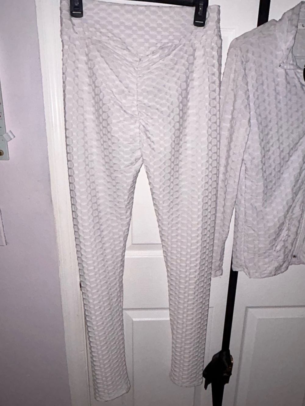 Textured High-Rise Leggings in Light Gray